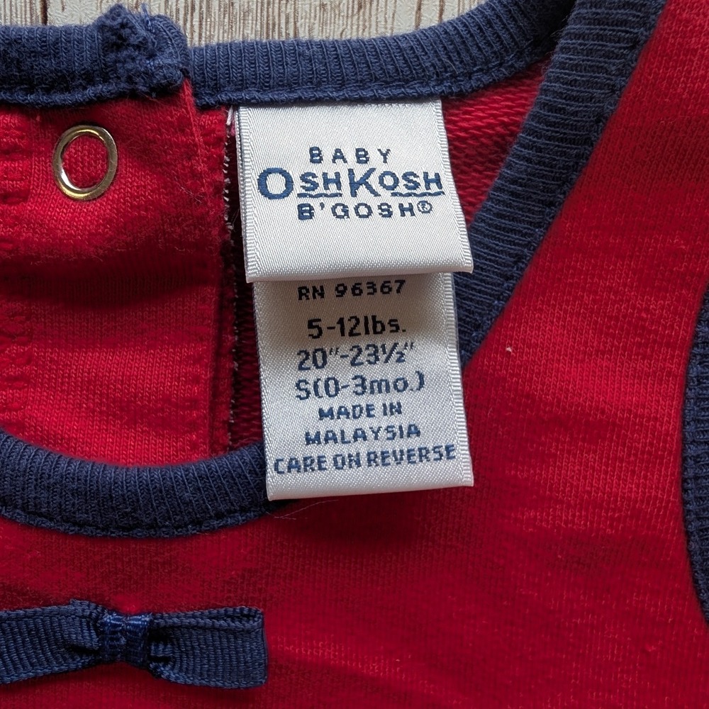 OshKosh B'gosh Baby Red Fireworks Romper Size 5-12lbs 20-23in S 0-3mo - Picture 2 of 4